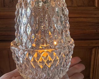 Vintage clear Indiana glass diamond point fairy lamp / candle holder
