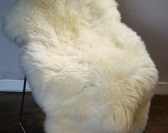 XL Large Luxurious Genuine Merino Sheepskin Rug Sheep Fur In White/Ivory/Cream Colour