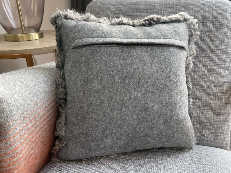 Luxurious Curly Wool Rare Gotland Breed Sheepskin Cushion /& Inner Pillow in Natural CharcoalDark Silver Grey Colour