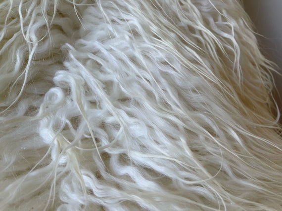 Echter Schaffell-Teppich – Elfenbeinfarben, Naturbelassen, Flauschig Für Wohnzimmer & Schlafzimmer