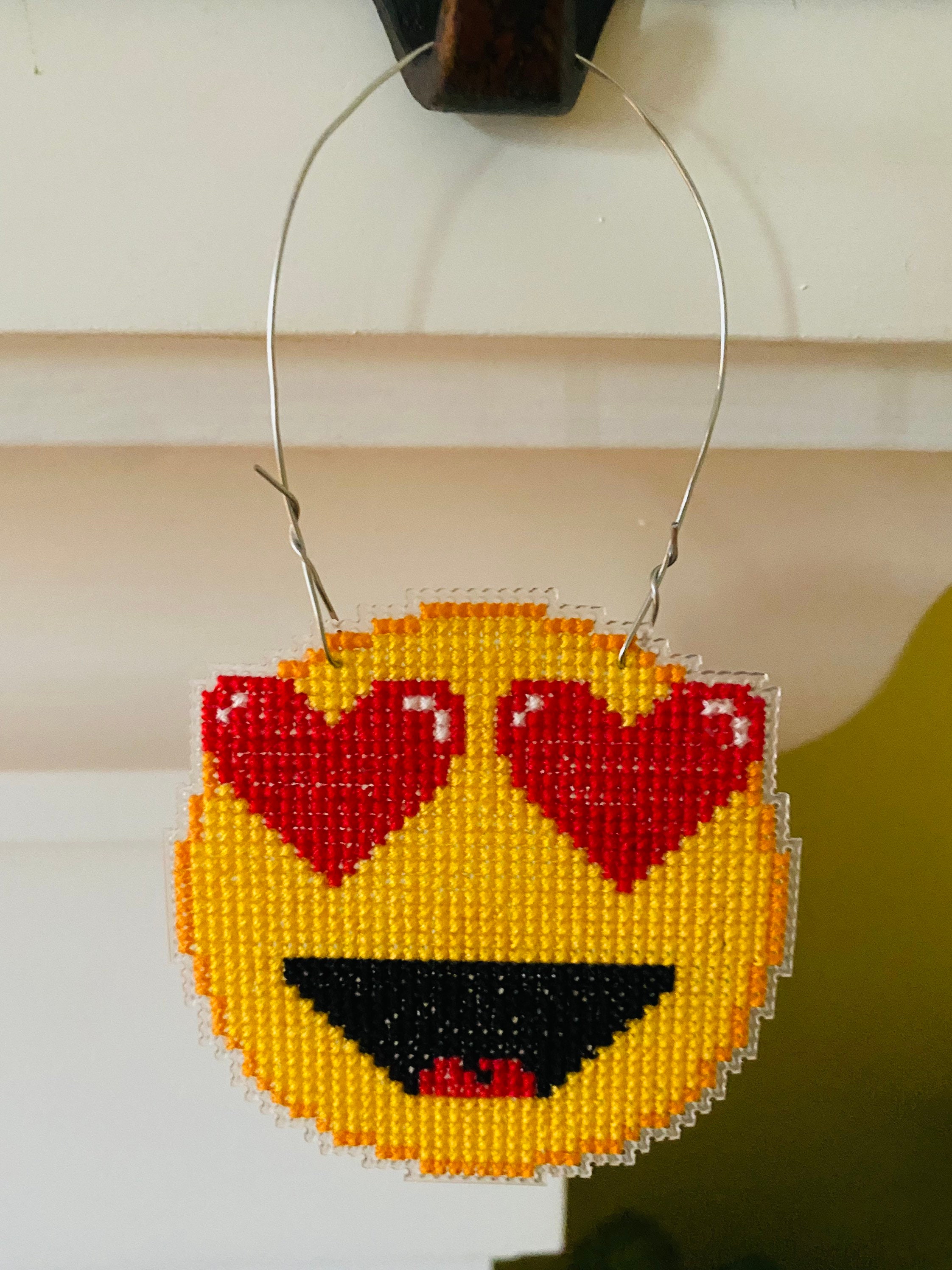 New Smiling Face With Heart Eyes Emoji Cross Stitch Christmas Etsy