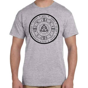 Triquetra Pagan Wheel of the Year Astrology Celtic Wiccan T-shirt BL - Etsy