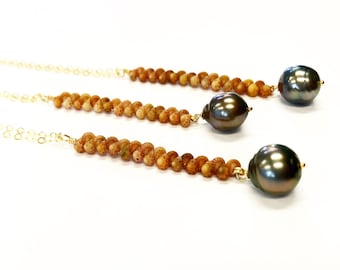 Kahelelani shell and Tahitian pearl vertical bar necklace