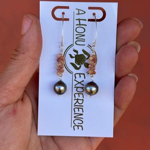 Kahelelani shell & Tahitian pearl Marquis earrings in your choice of material and length bild 15