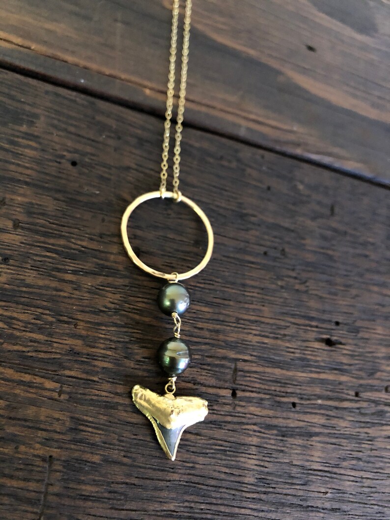 Fossilized shark tooth necklace featuring two tahitian pearls | Etsy