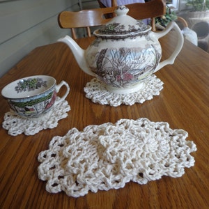 On Sale Four Coasters and Matching Tea Mat Doily