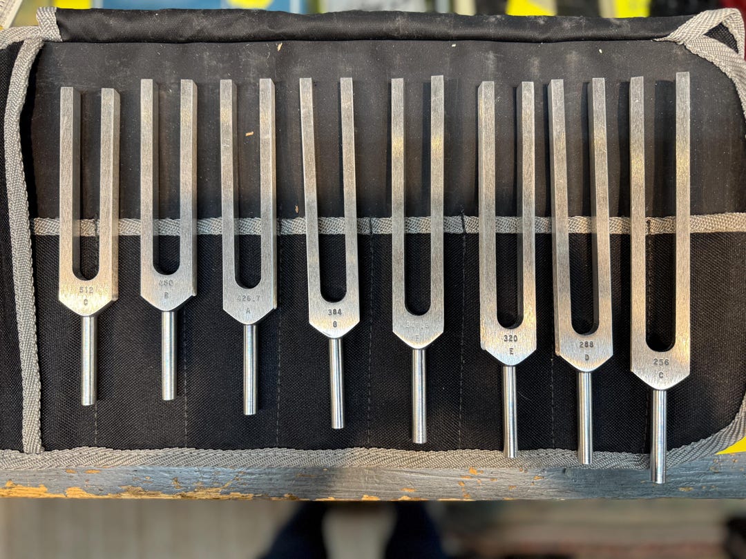 Set De 11 Fourches De Tuning En Minéraux Pour Thérapie Sonore - Garantie à Vie - TFS TUNINGFORKSHOP