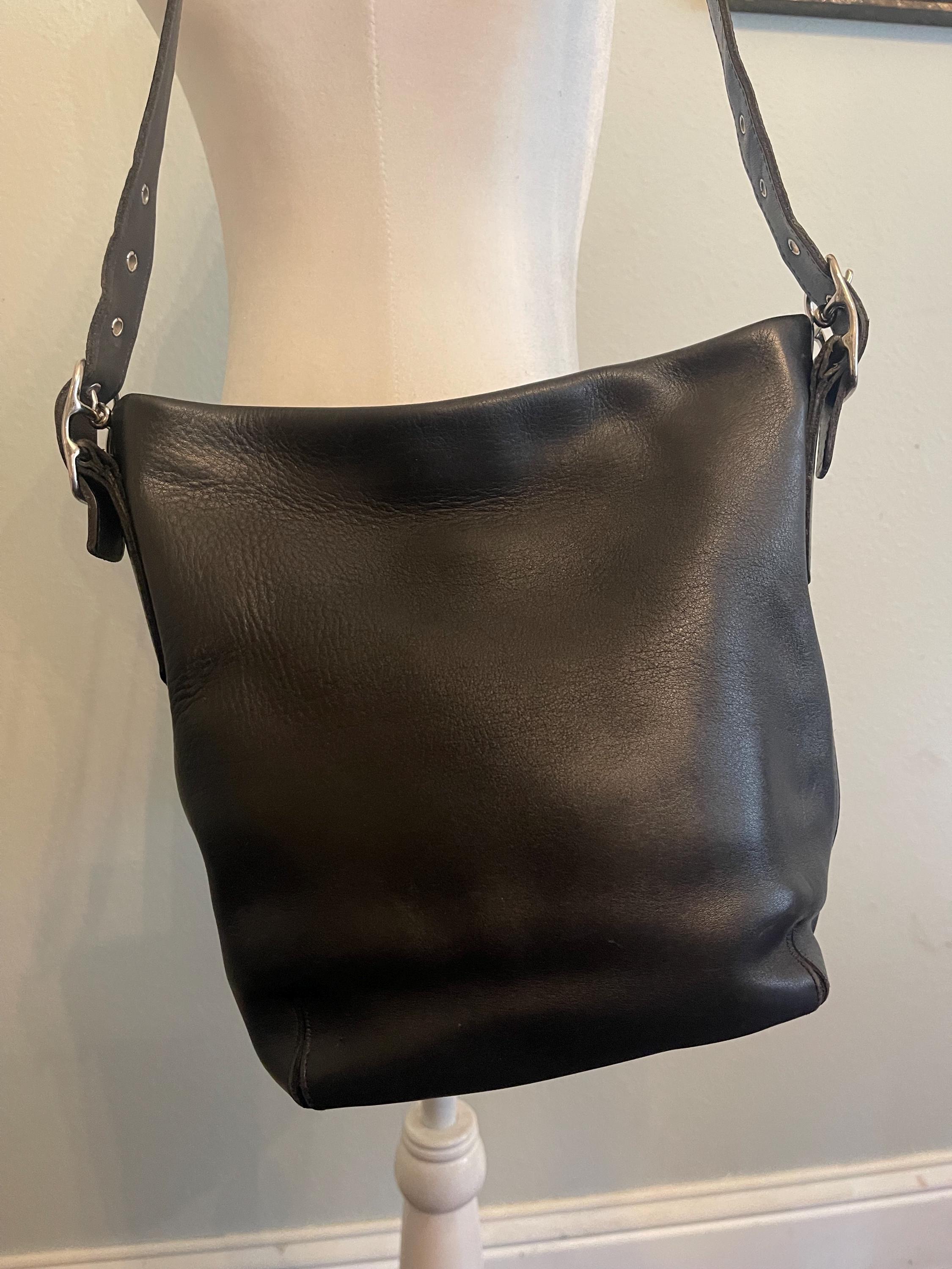 祝開店！大放出セール開催中 Coach Leather Black Vintage Legacy Shoulder Style Bag Bucket バッグ