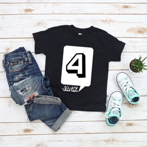 Camiseta de cumpleaños personalizada, camisa de cumpleaños, camisa de cumpleaños de cuatro años, 4º cumpleaños, cuarto cumpleaños, camisa de cumpleaños para niños, nombre