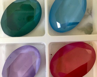 SWAROVSKI CRYSTAL