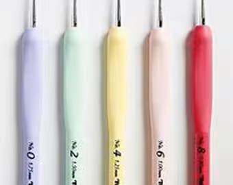 TULIP® Bead Lace Crochet Needle with Cushion Grip