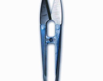 The BeadSmith Thread Snips, jewelry and craft making tool, portable travel size snips