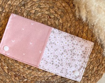 Protects health notebook, small flowers pink background / pale pink heart, ivory interior