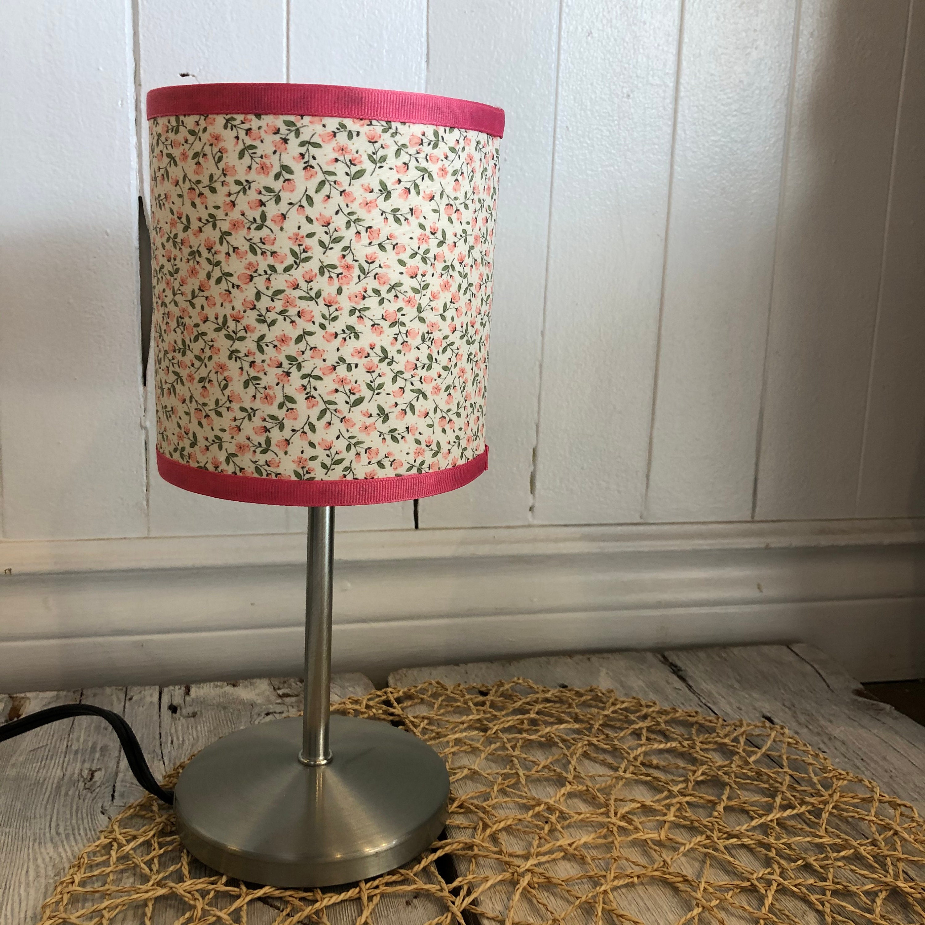 Small Desk Lamp Motif Fleurs Coral Beige Height 12 5 Diameter