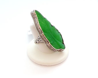 Vintage Sarda Sterling Silver 925 Bali Artisan Crafted Carved Green Quartz Leaf Ring Sz 8 Like New W/Tag