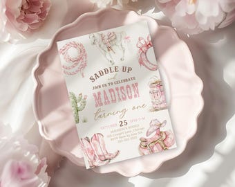 Invitación de cumpleaños de vaquera rosa, temática de rodeo, para fiesta de primer cumpleaños, invitación de cumpleaños vaquera del oeste, linda, rodeo, descarga instantánea Canva CG1