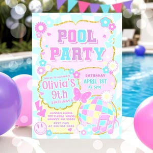 Pool Party Geburtstagseinladung bearbeitbar Tween Girl Groovy Retro Geburtstag einladen Tween Pool Geburtstag Pastell Sommer Swim Party Canva TW1