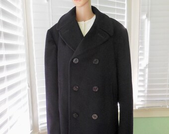 Brown Vintage Trench Coat . Mens Detective Coat 70s Coat Film Noir Topcoat Vintage 1970s Long Duster Jacket Outerwear . size Extra Large XL Brown Vintage Trench Coat . Mens Detective Coat 70s Coat Film Noir Topcoat Vintage 1970s Long Duster Jacket Outerwear . size Extra Large XL