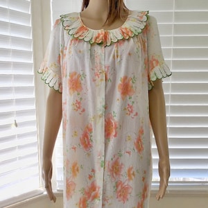 60er Jahre VINTAGE Hausmantel KOMAR Kurzarm Button Up Robe Zieharmonika Rüschenborte Leichter Hausmantel Semi Sheer Smock Größe Large USA