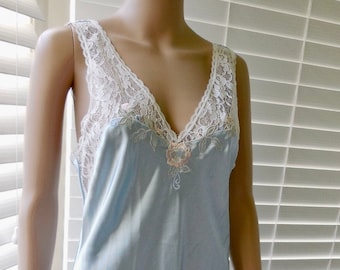 Vintage Intime Sheer Nightgown Blue Chiffon Lace Detail and Ribbon Bows  Negligee, S/M, Big Sweeping Hem, Elegant, in Time, 1971 Sexy -  Canada
