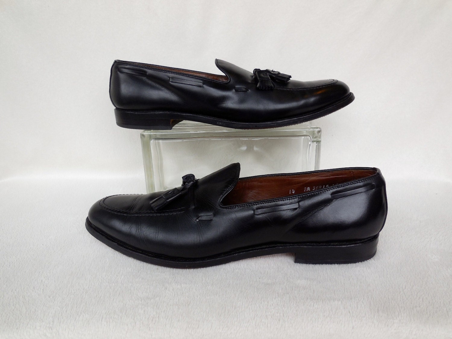 mens casual loafers size 14