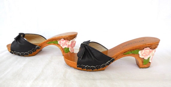 CARVED Wood Clogs BETSEY JOHNSON Hand Painted Woo… - image 5