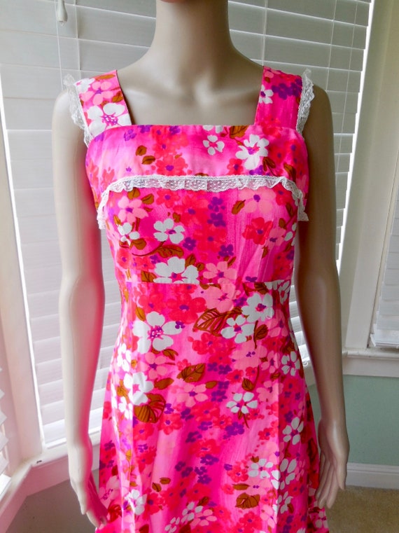 PINK FLORAL Dress Sleeveless Midi Dress Ruffle He… - image 3