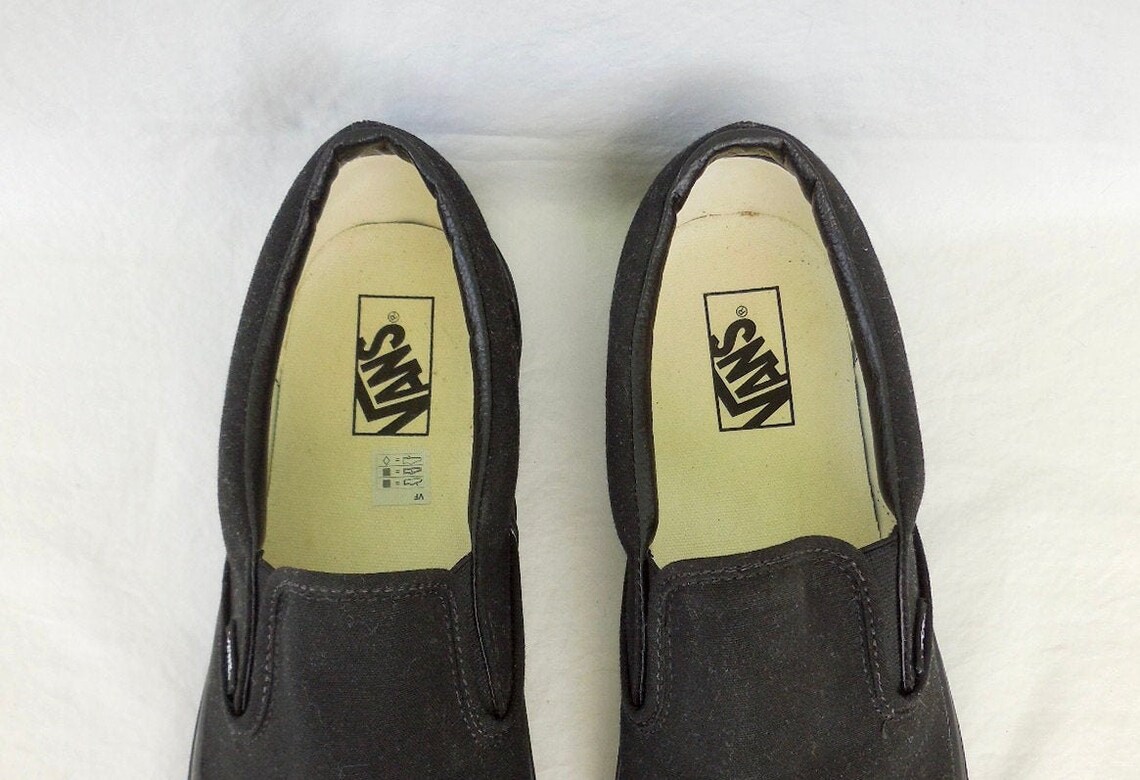 vans black loafers