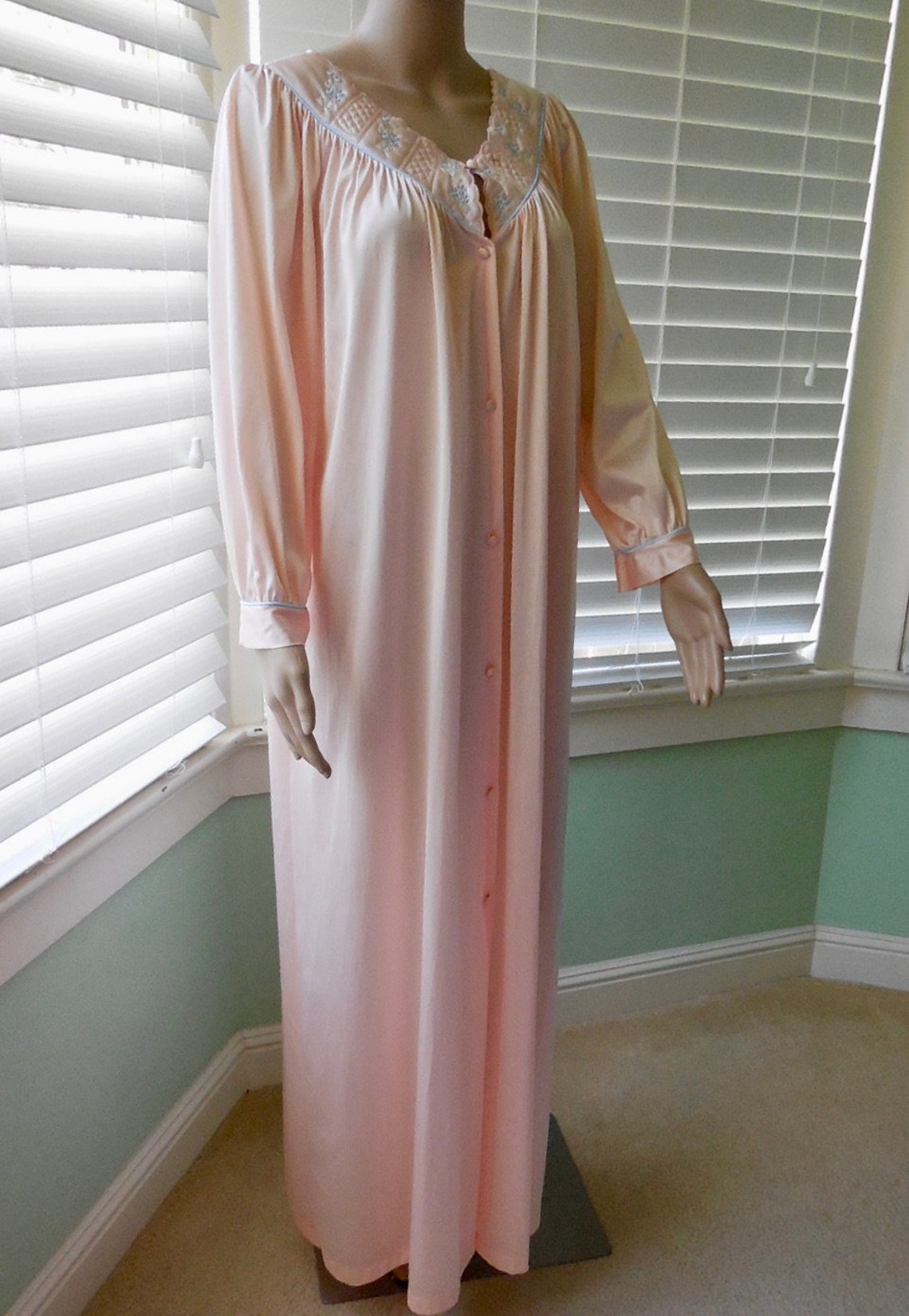 70s ROBE VANITY FAIR Long Nylon Robe Apricot Nylon House Robe Etsy