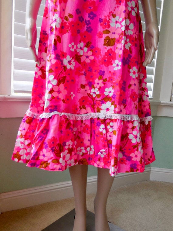 PINK FLORAL Dress Sleeveless Midi Dress Ruffle He… - image 9