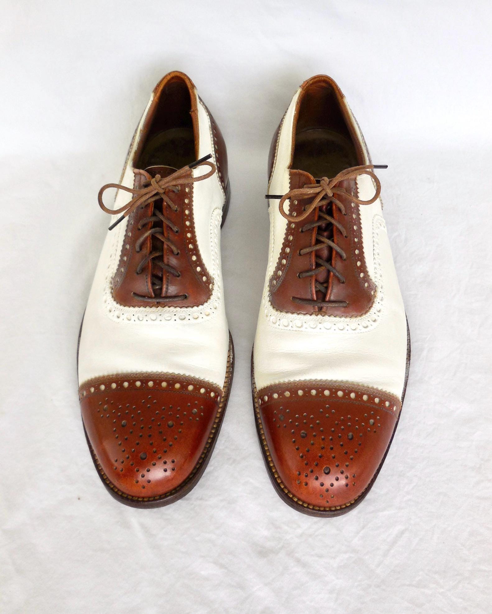 靴 50's style two-tone U-tip shoes 50s Two Tone Shoes - Etsy