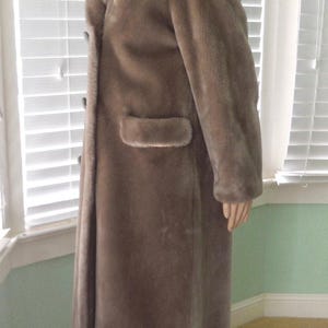 60s FAUX Fur Coat GROSSMANS Vintage Faux Fur Coat Plush Winter Coat Double Button Full Length Stroller Coat Size Medium image 5