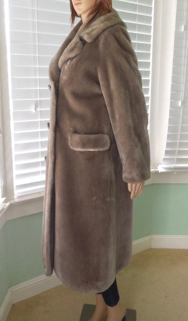 60s FAUX Fur Coat GROSSMANS Vintage Faux Fur Coat Plush Winter Coat Double Button Full Length Stroller Coat Size Medium image 5