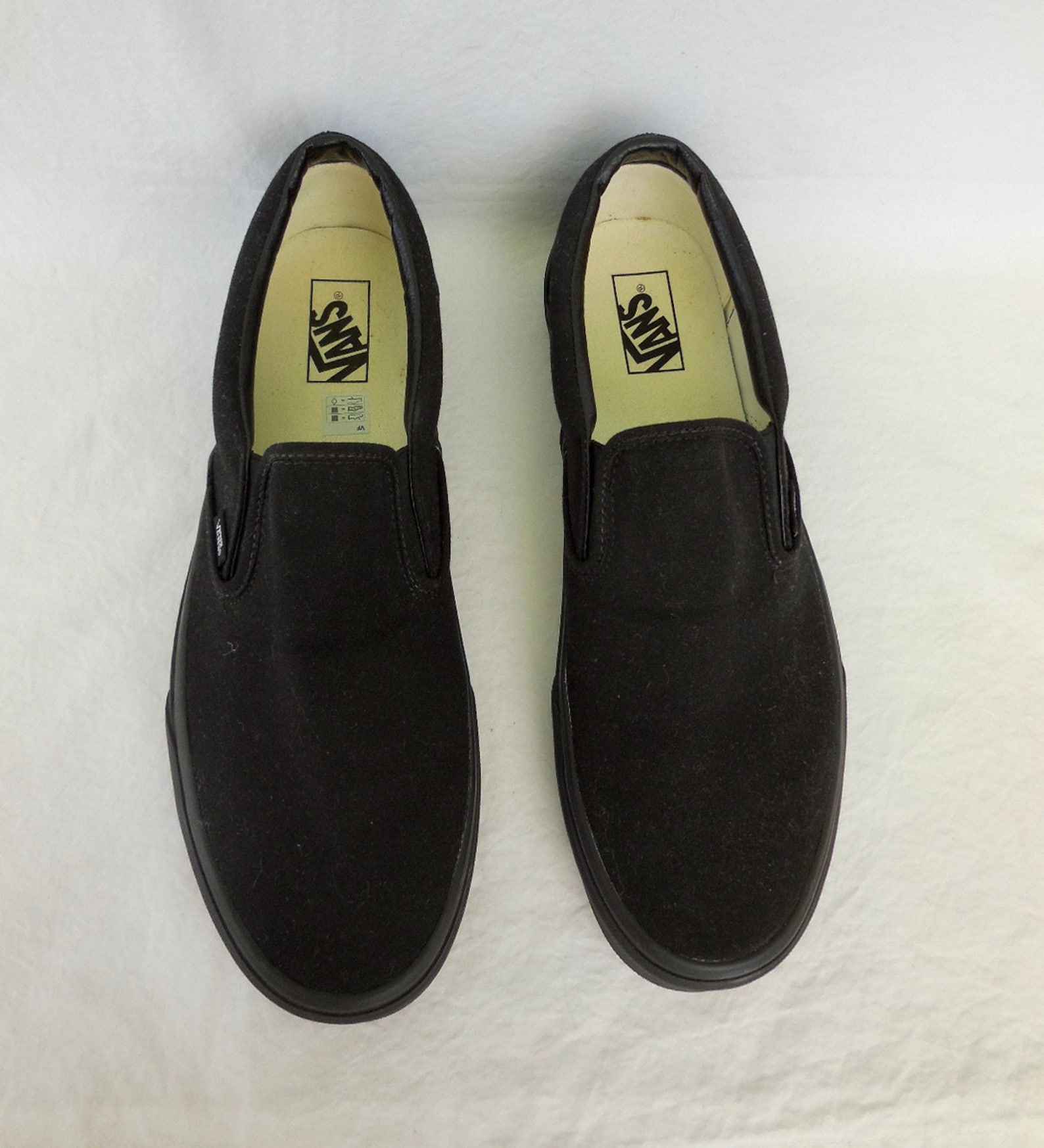 vans black loafers