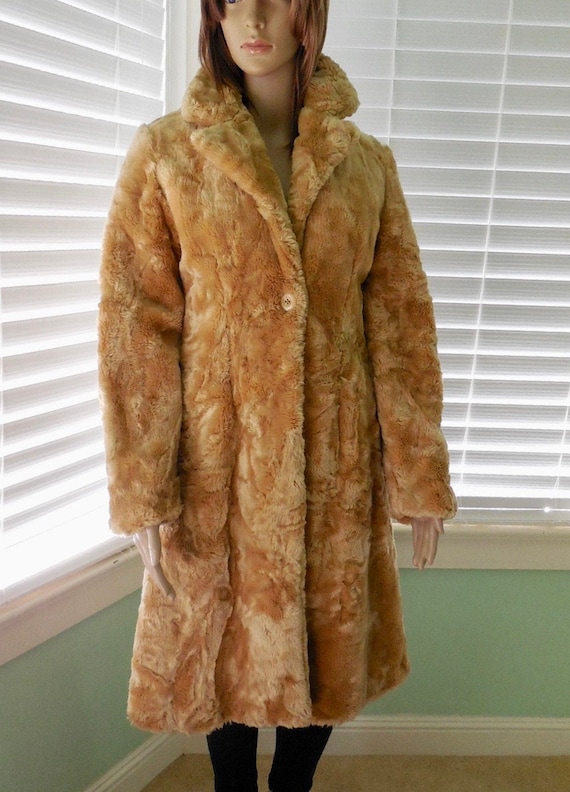 Plush FAUX FUR Coat FOREVER 21 Plush Winter Coat S