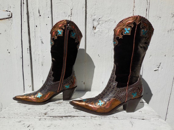 donald pliner boots riding boot