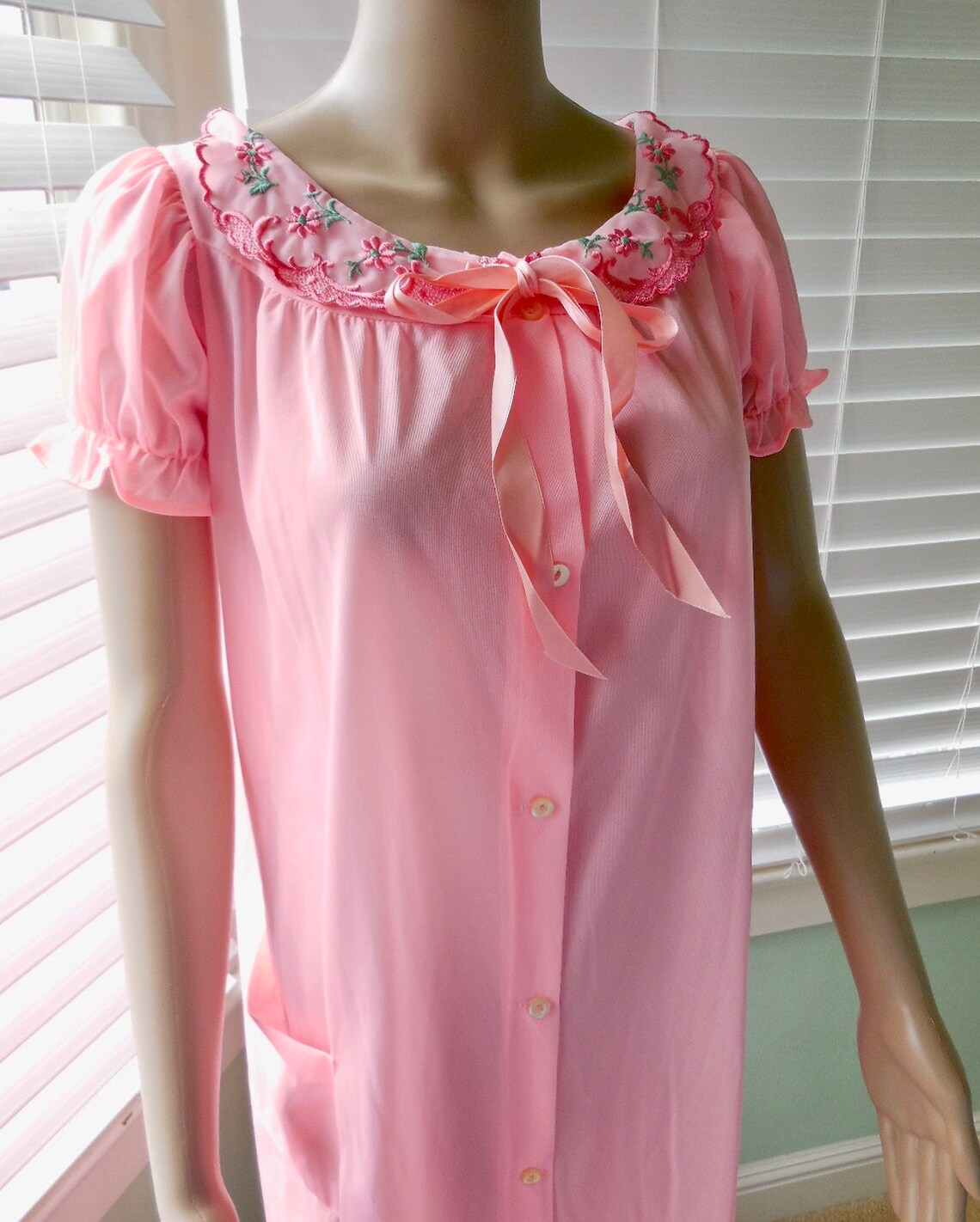 60s HOUSE ROBE Short Pink Nylon Robe Short Sleeve Smock Granny Etsy