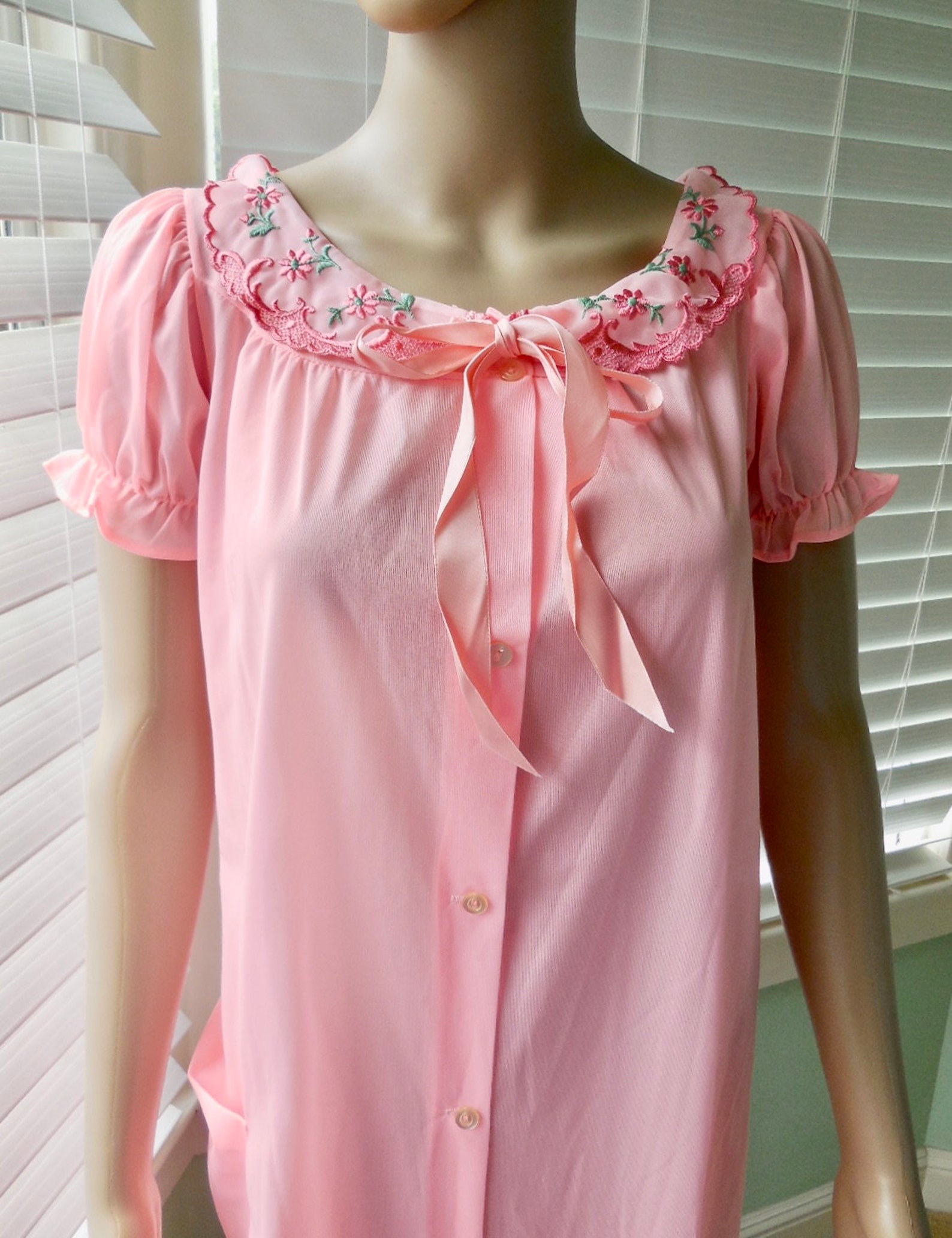 60s HOUSE ROBE Short Pink Nylon Robe Short Sleeve Smock Granny Etsy