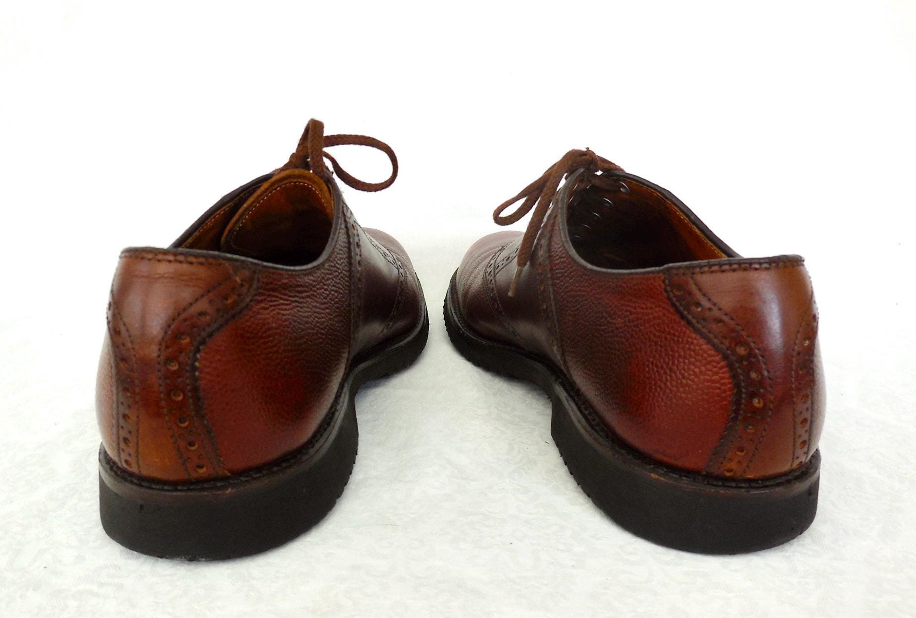 LL Bean Mens Brown Leather Saddle Shoes Brogue Oxfords Vibram Sole 8.5 LL Bean Mens 11.5 Medium Vtg Brown Saddle Oxfords Vibram  main image 3