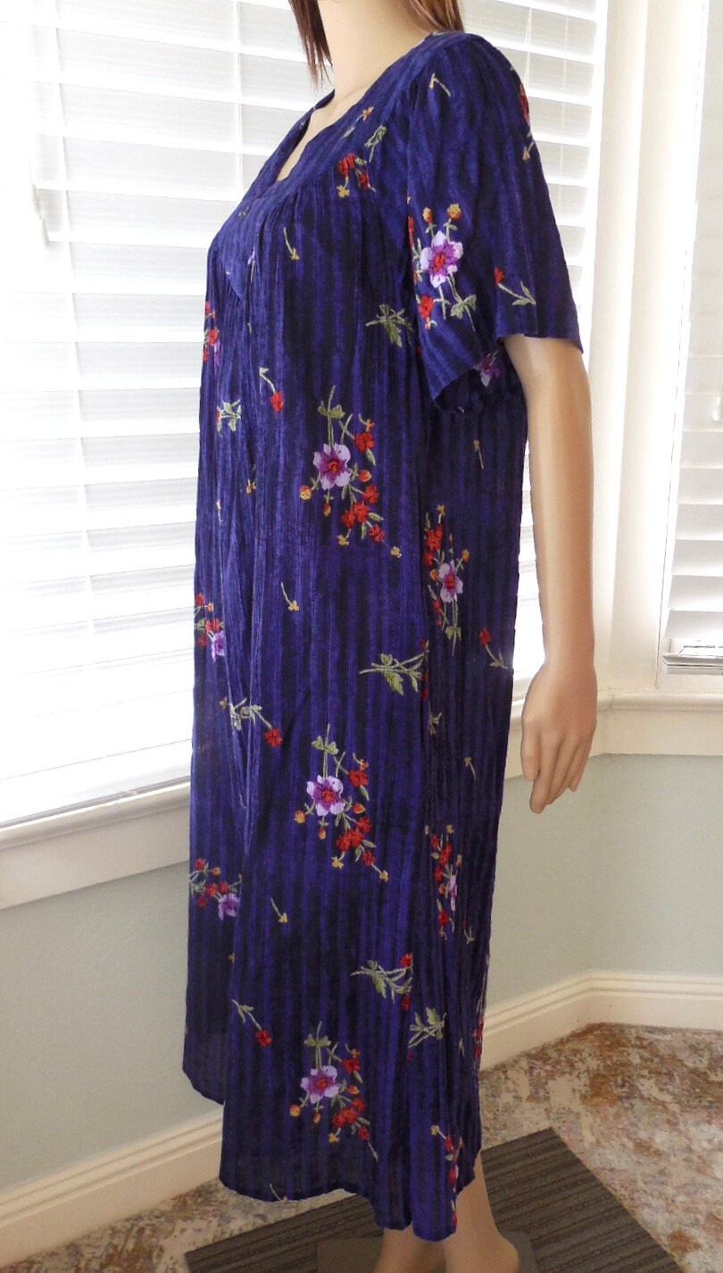 PURPLE Floral Kaftan Purple Nightgown Lightweight Cotton