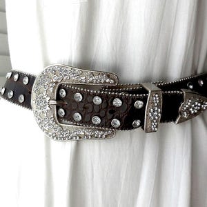 Cinturón grande con tachuelas y hebilla de diamantes de imitación, estilo vaquera, rodeo occidental, estilo bohemio chic, talla grande 40 XL