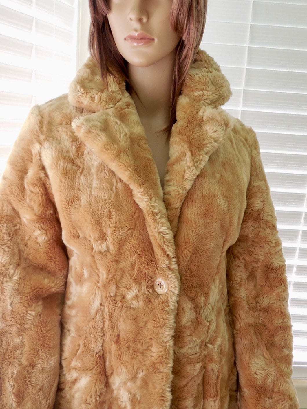 Plush FAUX Coat FOREVER 21 Mod Retro Vintage Swagger Coat Long