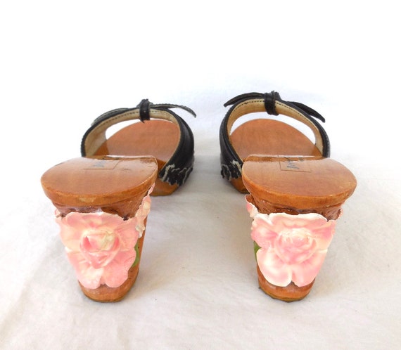 CARVED Wood Clogs BETSEY JOHNSON Hand Painted Woo… - image 9
