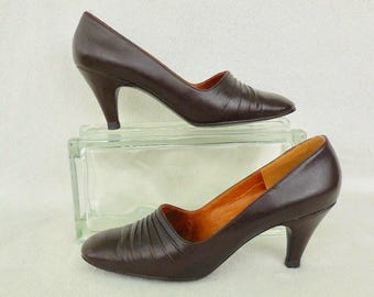 50s Vintage Brown LEATHER Pumps J B MARTIN Leather High Heel Pumps Old Hollywood Glam Rockabilly Pumps Size 7aa Narrow Made In France