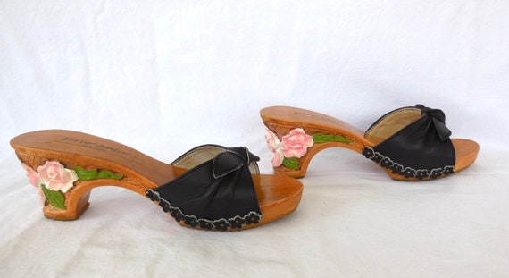 CARVED Wood Clogs BETSEY JOHNSON Hand Painted Woo… - image 6