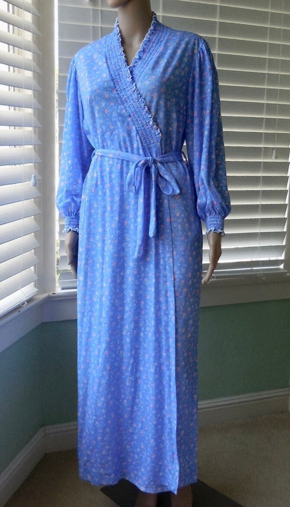 Blue floral dressing gown online