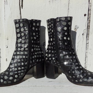 60s Vintage RAINBOOTS CHARLES DAVID Black N White Polka Dot Boots Vinyl Ankle Boots All Weather Waterproof Boots Mod Twiggy Boots Size 6.5 N