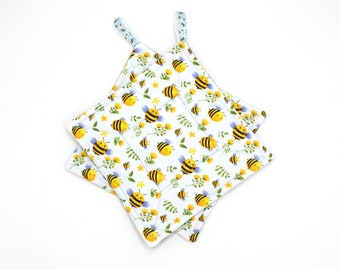 Bee Pot Holder/Set of two/Bumble Bee Gifts/Honey Bee Kitchen Items/Bee Lovers/Handmade Gifts/ Handmade Bee Gifts/Bee Lover Items