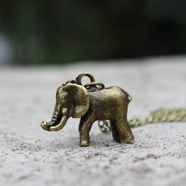 Elephant Necklace // African Elephant Necklace // Boho Necklace // Antique Brass Necklace // Charm Necklace // Animal Necklace