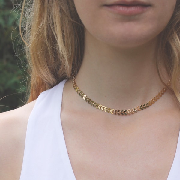 Gold Choker Necklace // Chevron Gold or Silver Chain // 16K // Minimal Necklace // Layering Necklace // Geometric // Thin Choker Chain